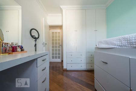 Apartamento à venda com 110m², 3 quartos e 1 vagaQuarto 2