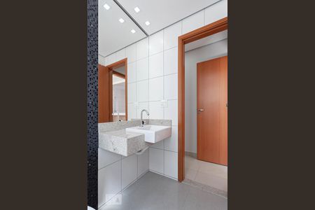 Apartamento para alugar com 76m², 3 quartos e 2 vagasBanheiro Social