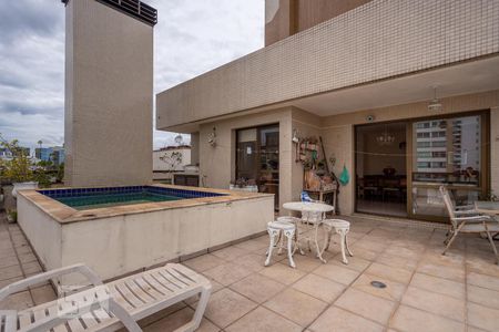 Apartamento à venda com 237m², 3 quartos e 2 vagasTerraço