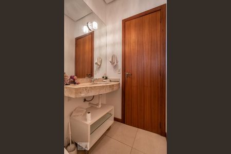 Apartamento à venda com 237m², 3 quartos e 2 vagasLavabo