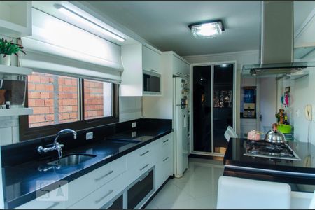 Cozinha de apartamento à venda com 3 quartos, 155m² em Marechal Rondon, Canoas