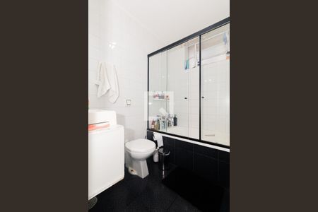 Banheiro da Suíte 1 de casa à venda com 3 quartos, 130m² em Parada Inglesa, São Paulo