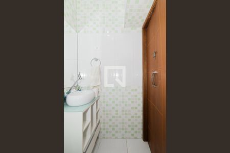 Casa à venda com 130m², 3 quartos e 2 vagas Casa à venda com 130m², 3 quartos e 2 vagasBanheiro da Suíte 2