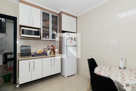 Casa à venda com 130m², 3 quartos e 2 vagas Casa à venda com 130m², 3 quartos e 2 vagasCozinha