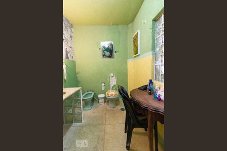 Casa para alugar com 250m², 3 quartos e 1 vaga Casa para alugar com 250m², 3 quartos e 1 vagaBanheiro