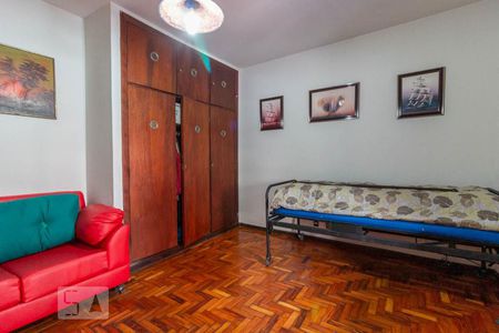 Casa para alugar com 250m², 3 quartos e 1 vaga Casa para alugar com 250m², 3 quartos e 1 vagaQuarto 1