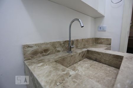 Banheiro de apartamento para alugar com 1 quarto, 38m² em Jaguaribe, Osasco