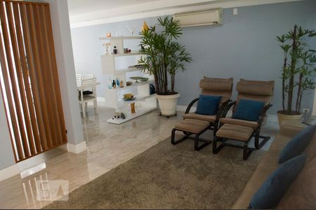 Sala de casa de condomínio à venda com 4 quartos, 300m² em Jardim Colombo, São Paulo