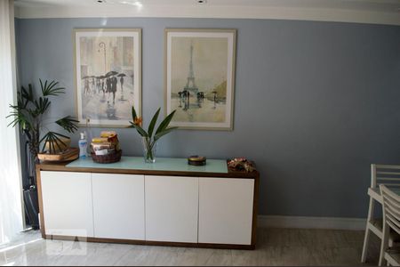 Sala de Jantar de casa de condomínio à venda com 4 quartos, 300m² em Jardim Colombo, São Paulo