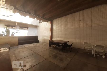 Apartamento à venda com 92m², 3 quartos e 1 vaga Apartamento à venda com 92m², 3 quartos e 1 vagaÁrea comum - Salão de festas