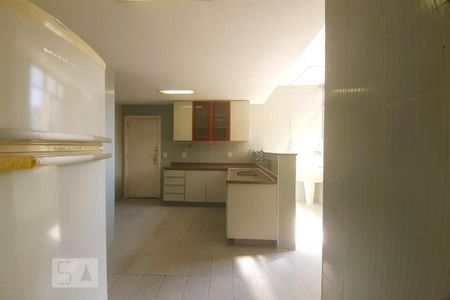 Apartamento à venda com 92m², 3 quartos e 1 vaga Apartamento à venda com 92m², 3 quartos e 1 vagaCozinha