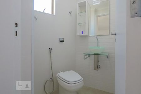 banheiro de apartamento para alugar com 1 quarto, 40m² em Vila Mariana, São Paulo