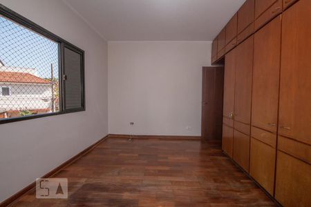 Casa à venda com 178m², 3 quartos e 4 vagas Casa à venda com 178m², 3 quartos e 4 vagasQuarto_2