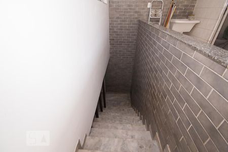 Escada garagem de casa à venda com 3 quartos, 178m² em Cidade Mãe do Céu, São Paulo