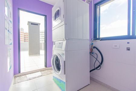 Lavanderia de kitnet/studio para alugar com 1 quarto, 25m² em Parolin, Curitiba