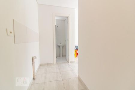 Cozinha de kitnet/studio para alugar com 1 quarto, 25m² em Parolin, Curitiba