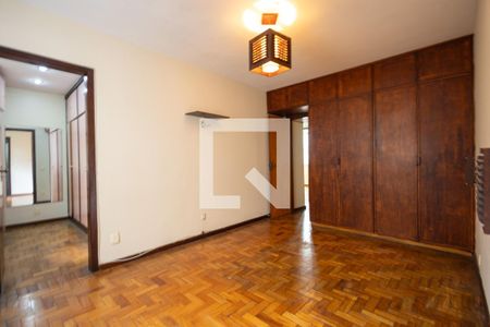 Apartamento à venda com 180m², 4 quartos e 1 vagaQuarto Suite