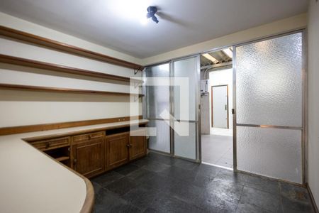 Apartamento à venda com 180m², 4 quartos e 1 vagaQuarto 2