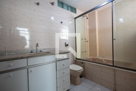 Apartamento à venda com 180m², 4 quartos e 1 vagaBanheiro Social