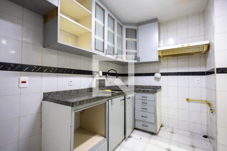 Apartamento à venda com 180m², 4 quartos e 1 vagaCozinha