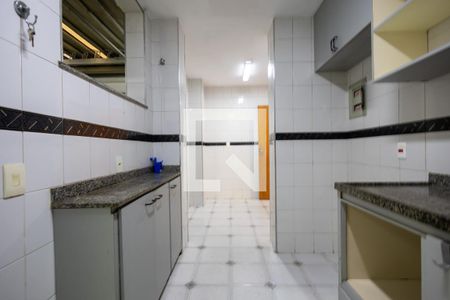 Apartamento à venda com 180m², 4 quartos e 1 vagaCozinha