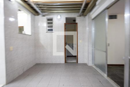 Apartamento à venda com 180m², 4 quartos e 1 vagaÁrea de Serviço