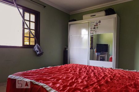 Casa de condomínio à venda com 180m², 4 quartos e 4 vagasQuarto 2