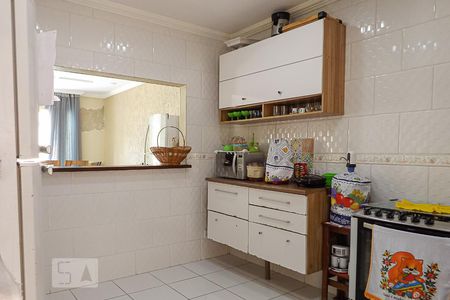 Casa de condomínio à venda com 180m², 4 quartos e 4 vagasCozinha