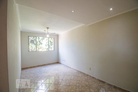 Sala de apartamento à venda com 3 quartos, 100m² em Vila Industrial, Campinas