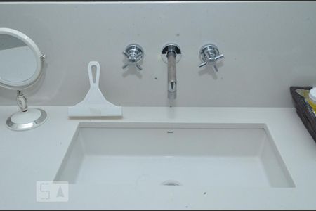 Apartamento à venda com 203m², 3 quartos e 1 vagaBanheiro 1