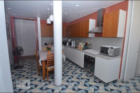 Apartamento à venda com 203m², 3 quartos e 1 vagaCozinha