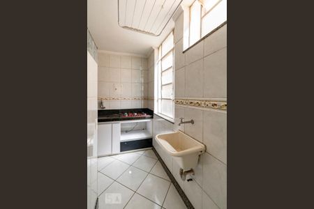 Apartamento para alugar com 67m², 3 quartos e 1 vagaÁrea de serviço
