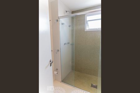 Apartamento à venda com 167m², 3 quartos e 2 vagasBanheiro da Suíte 2