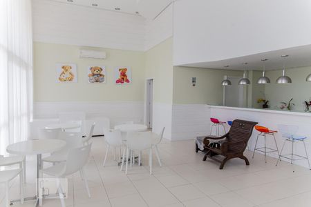 Apartamento à venda com 167m², 3 quartos e 2 vagasÁrea comum - Salão de festas 2