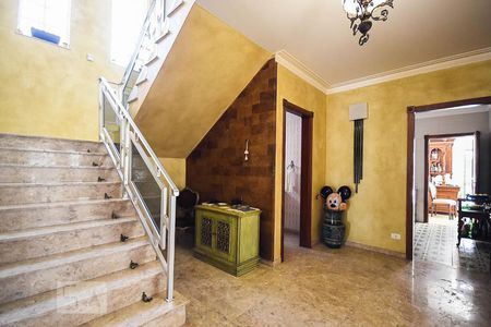 Hall de entrada de casa à venda com 4 quartos, 670m² em Butantã, São Paulo