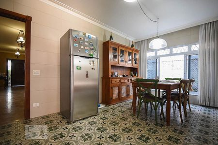 Casa à venda com 670m², 4 quartos e 6 vagasSala de almoço