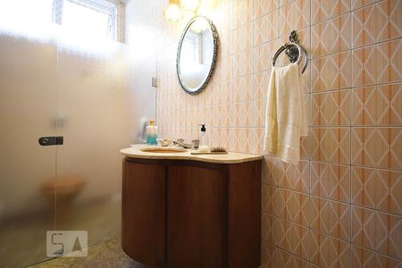 Casa à venda com 670m², 4 quartos e 6 vagasLavabo