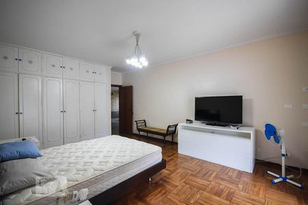 Casa à venda com 670m², 4 quartos e 6 vagasSuíte 3