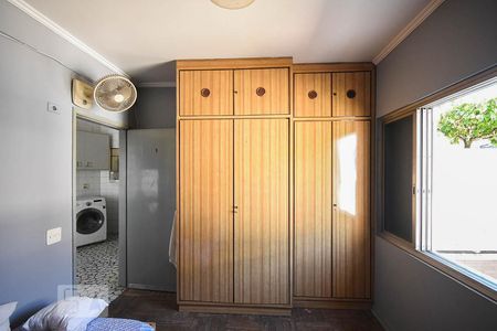 Casa à venda com 670m², 4 quartos e 6 vagasQuarto de serviço 2