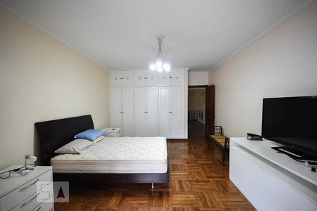 Casa à venda com 670m², 4 quartos e 6 vagasSuíte 3