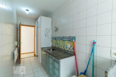 Apartamento à venda com 56m², 2 quartos e 1 vaga Apartamento à venda com 56m², 2 quartos e 1 vagaCozinha