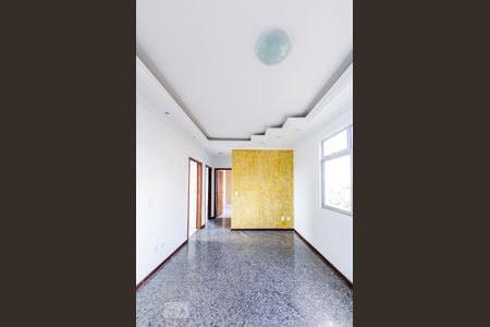 Apartamento para alugar com 70m², 3 quartos e 1 vaga Apartamento para alugar com 70m², 3 quartos e 1 vagaSala