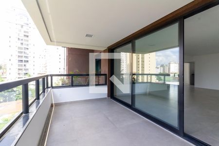 Apartamento à venda com 189m², 3 quartos e 3 vagasSacada