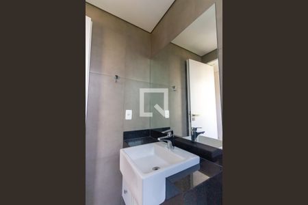 Apartamento à venda com 189m², 3 quartos e 3 vagasBanheiro da Suíte 2