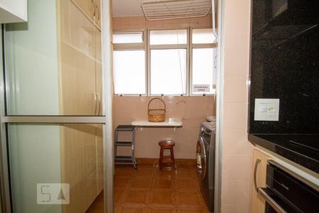 Apartamento à venda com 70m², 2 quartos e 1 vaga Apartamento à venda com 70m², 2 quartos e 1 vagaÁrea de Serviço