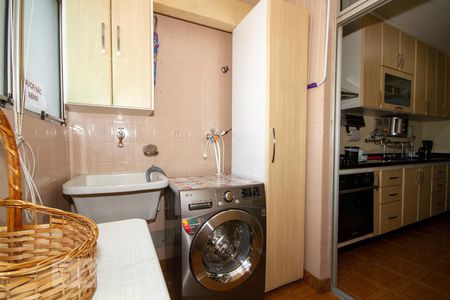 Apartamento à venda com 70m², 2 quartos e 1 vaga Apartamento à venda com 70m², 2 quartos e 1 vagaÁrea de Serviço