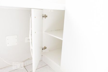 Apartamento à venda com 65m², 3 quartos e 1 vaga Apartamento à venda com 65m², 3 quartos e 1 vagaCloset