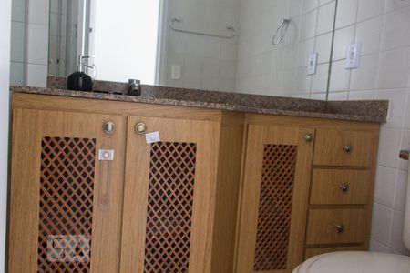 Apartamento à venda com 65m², 3 quartos e 1 vaga Apartamento à venda com 65m², 3 quartos e 1 vagaBanheiro