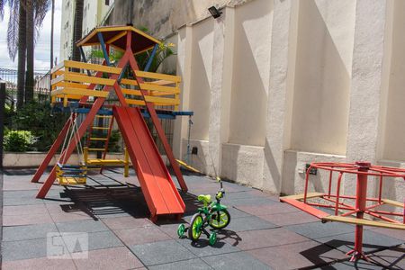 Apartamento à venda com 65m², 3 quartos e 1 vaga Apartamento à venda com 65m², 3 quartos e 1 vagaÁrea Comum - Playground