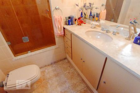 Apartamento para alugar com 180m², 3 quartos e sem vagaBanheiro Social 1